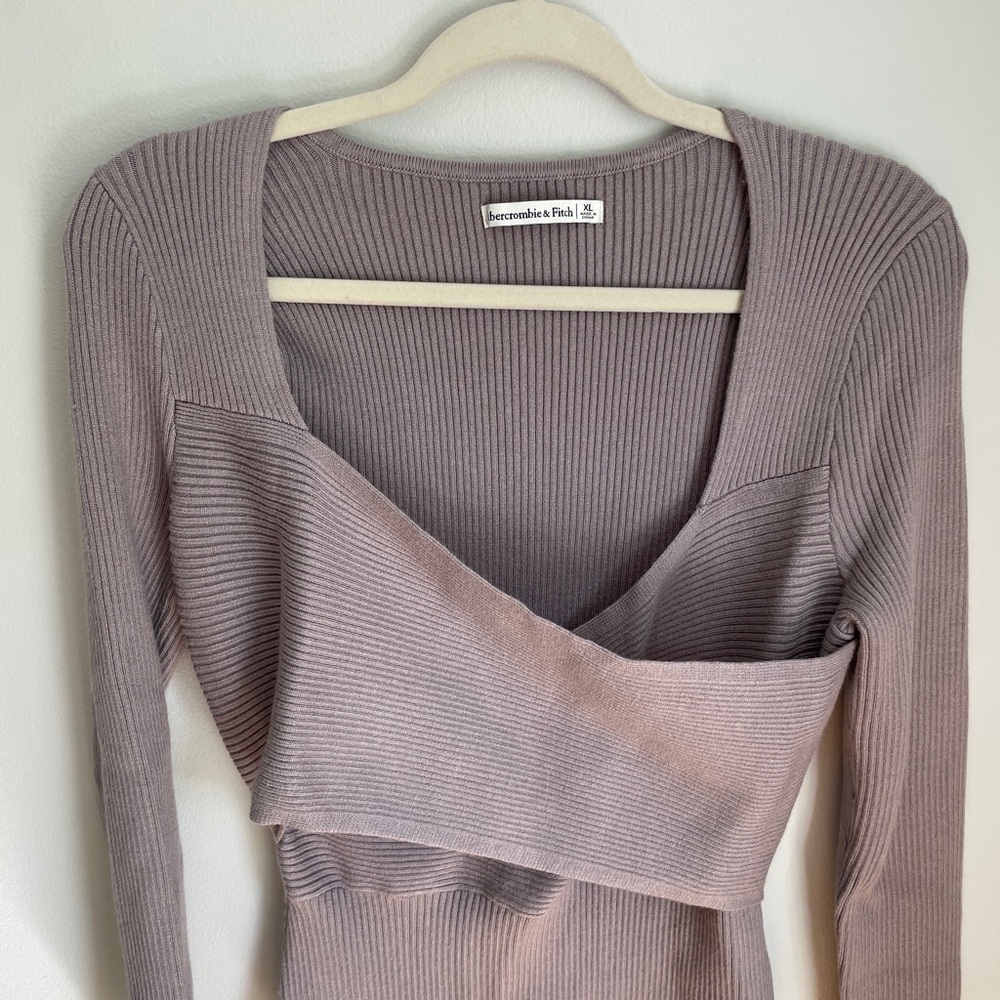 Abercrombie & Fitch Women’s Long Sleeve LuxeLoft Wrap Ribbed Bodysuit Size XL - Picture 6 of 8
